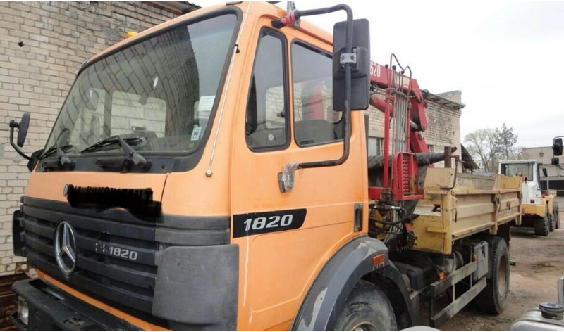 Mercedes-Benz 1820 - Kipper, Autokran: das Bild 2 Mercedes-Benz 1820 - Kipper, Autokran: das Bild 2