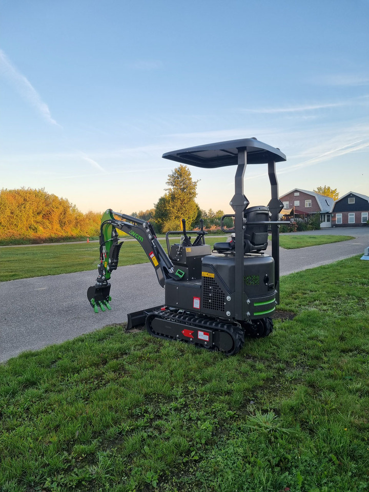 WCM CTX 8010 Diesel - Minibagger: das Bild 4 WCM CTX 8010 Diesel - Minibagger: das Bild 4