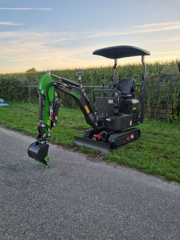 WCM CTX 8010 Diesel - Minibagger: das Bild 2 WCM CTX 8010 Diesel - Minibagger: das Bild 2