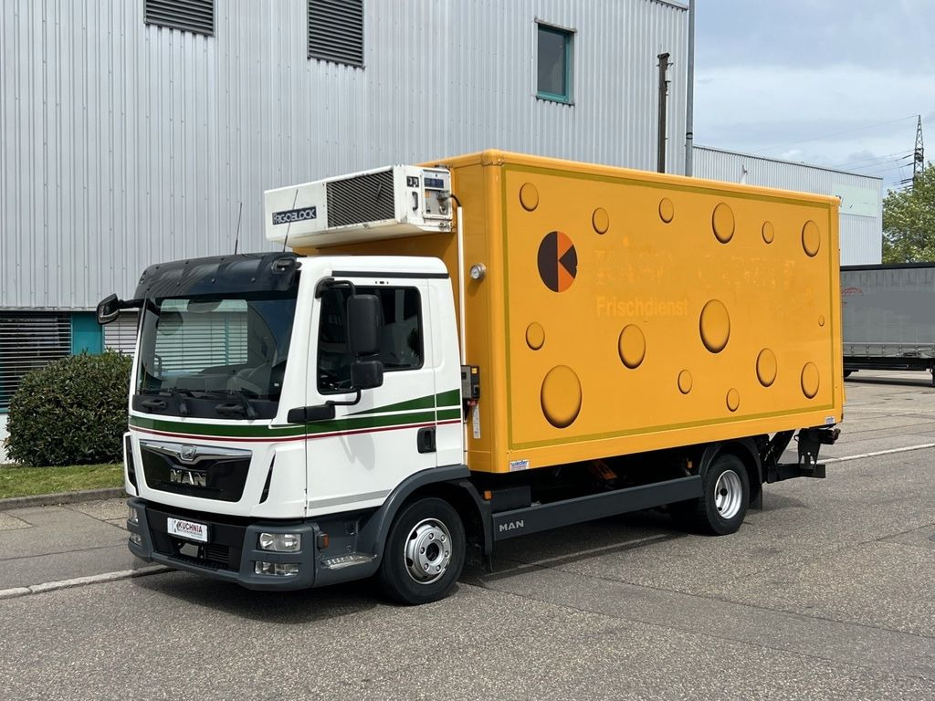 MAN TGL 8.220 Kühlkoffer 5,26m LBW Klima Luftgef. MAN TGL 8.220 Kühlkoffer 5,26m LBW Klima Luftgef. - Kühltransporter: das Bild 3 MAN TGL 8.220 Kühlkoffer 5,26m LBW Klima Luftgef. MAN TGL 8.220 Kühlkoffer 5,26m LBW Klima Luftgef. - Kühltransporter: das Bild 3