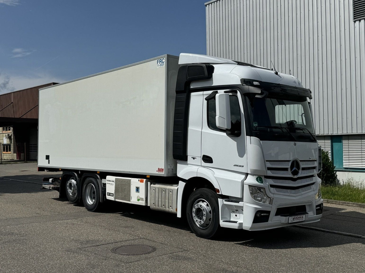 Mercedes-Benz Actros 2533L Tiefkühl 5-Fleisch-Rohrbahnen TKing - Kühlkoffer LKW: das Bild 4 Mercedes-Benz Actros 2533L Tiefkühl 5-Fleisch-Rohrbahnen TKing - Kühlkoffer LKW: das Bild 4
