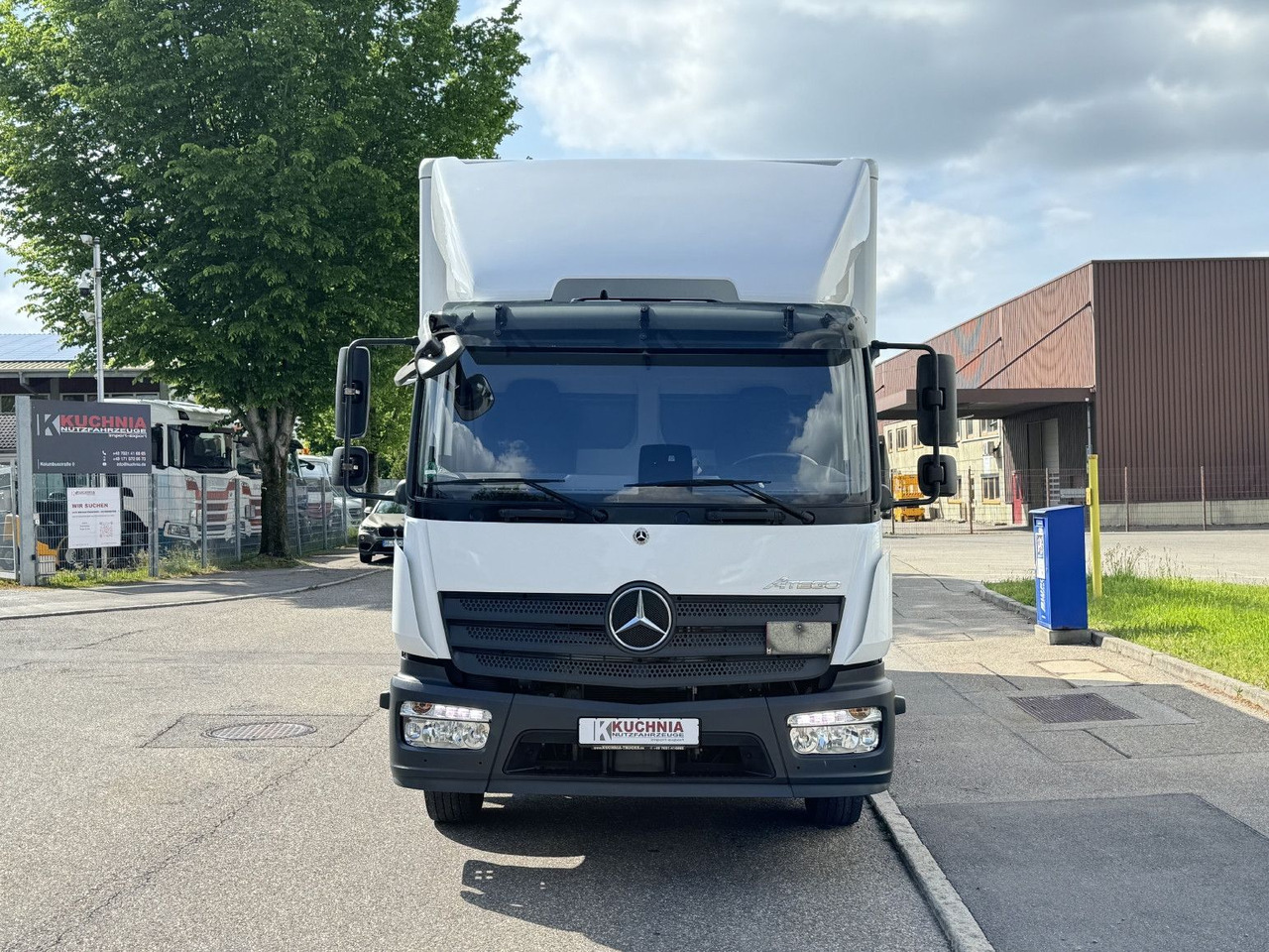 Mercedes-Benz Atego 1221 L Koffer 6,1m LBW AHK Klima TOP - Koffer LKW: das Bild 2 Mercedes-Benz Atego 1221 L Koffer 6,1m LBW AHK Klima TOP - Koffer LKW: das Bild 2