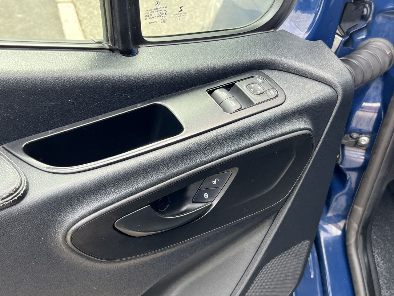 Kastenwagen Mercedes-Benz Sprinter 315 CDI Kasten ML+H 3-Sitze Klima: das Bild 16 Kastenwagen Mercedes-Benz Sprinter 315 CDI Kasten ML+H 3-Sitze Klima: das Bild 16