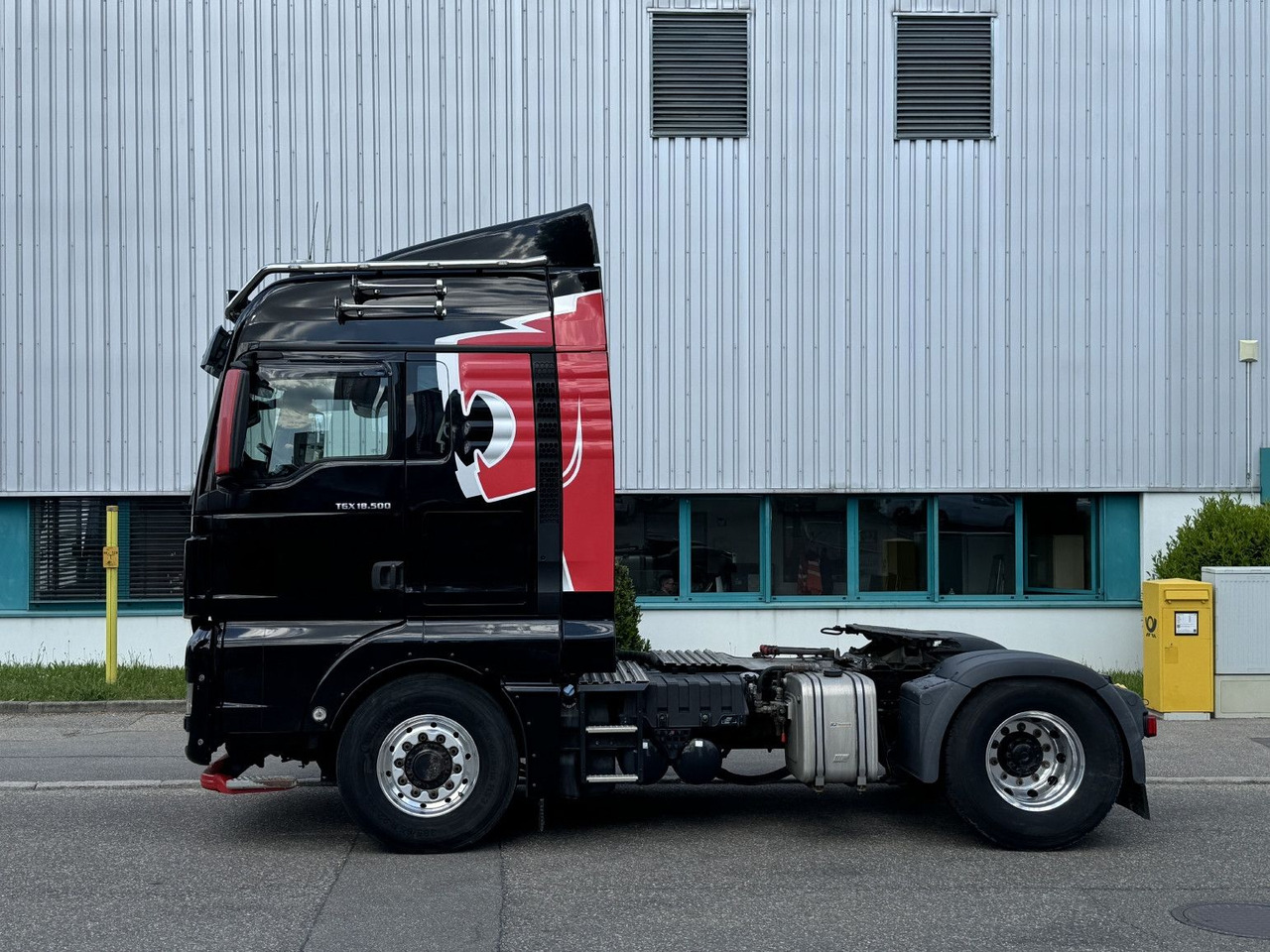 MAN TGX 18.500 4x4 Hydrodrive Hydraulik Motorschaden - Sattelzugmaschine: das Bild 4 MAN TGX 18.500 4x4 Hydrodrive Hydraulik Motorschaden - Sattelzugmaschine: das Bild 4