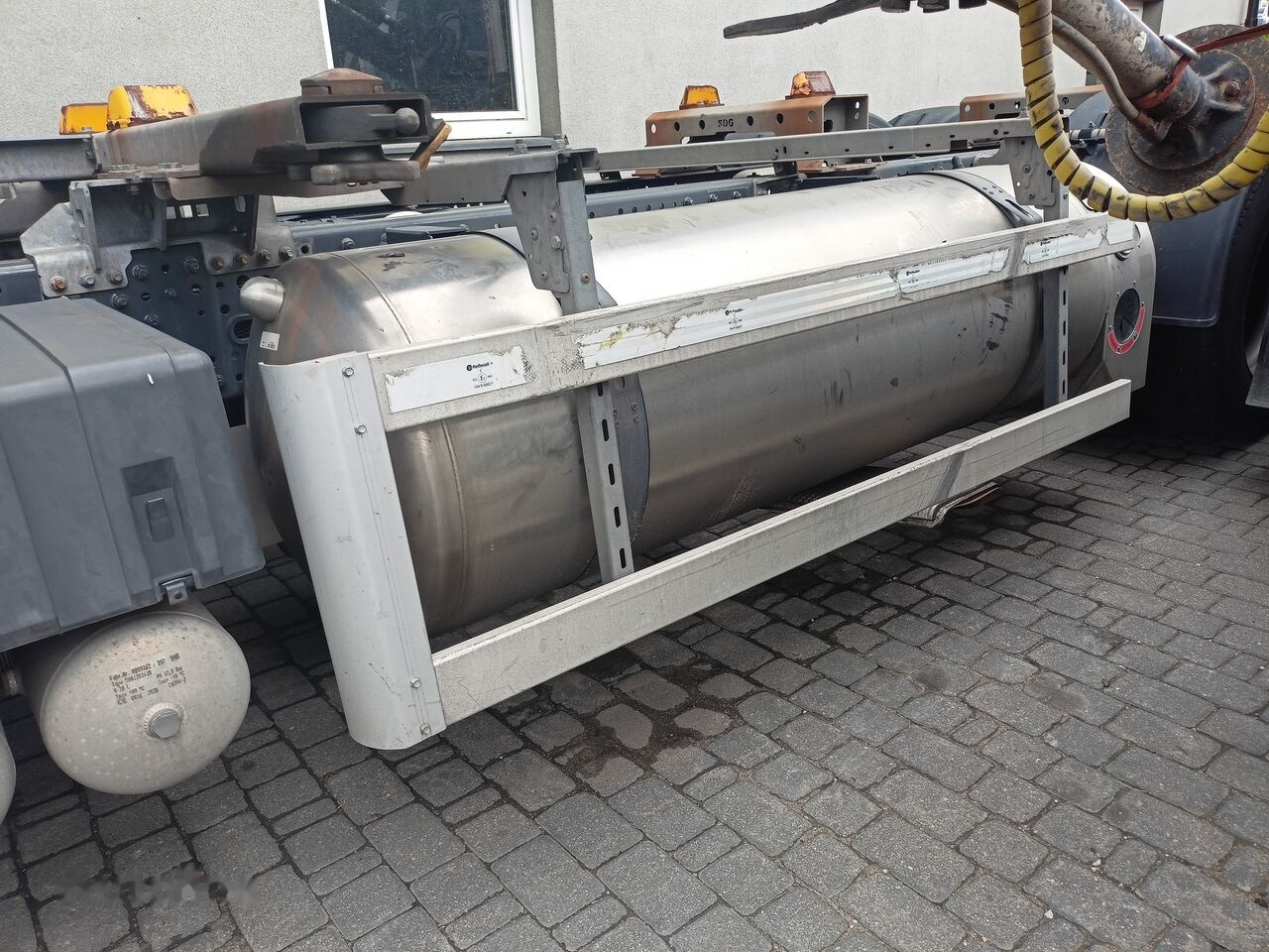 Containerwagen/ Wechselfahrgestell LKW IVECO 26460: das Bild 11 Containerwagen/ Wechselfahrgestell LKW IVECO 26460: das Bild 11