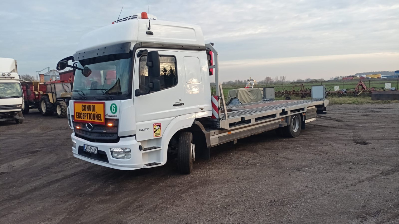 Mercedes-Benz Atego 1227 - Autotransporter LKW: das Bild 1 Mercedes-Benz Atego 1227 - Autotransporter LKW: das Bild 1