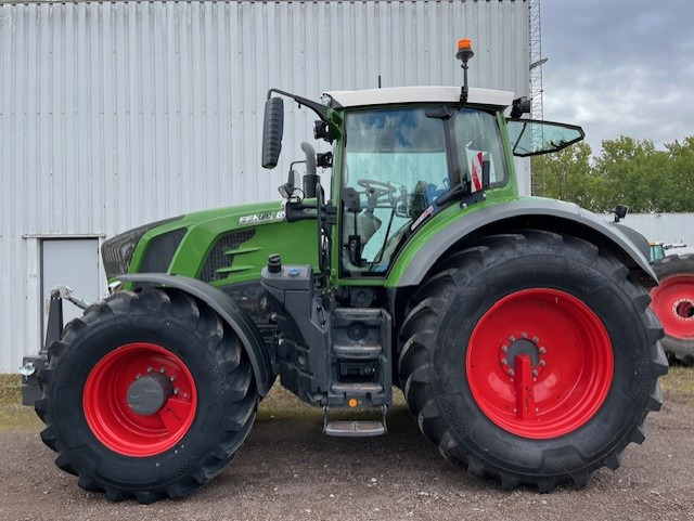 FENDT 826 Vario S4 ProfiPlus - Traktor: das Bild 2 FENDT 826 Vario S4 ProfiPlus - Traktor: das Bild 2