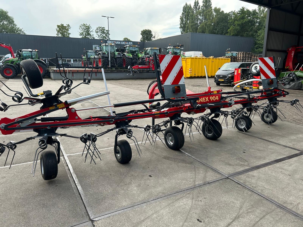 Vicon Fanex 904 - Heuwender/ Wenderechen: das Bild 1 Vicon Fanex 904 - Heuwender/ Wenderechen: das Bild 1