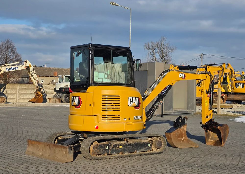 Caterpillar 303.5E2 CR, 2021 ROK, 1100 MTH - Minibagger: das Bild 3 Caterpillar 303.5E2 CR, 2021 ROK, 1100 MTH - Minibagger: das Bild 3