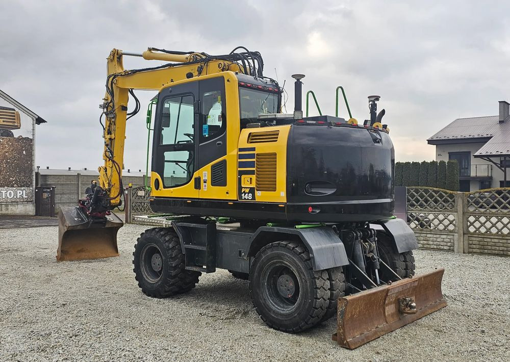 Komatsu PW 148-10, 2016 ROK, SYSTEM LEICA 3D - Mobilbagger: das Bild 3 Komatsu PW 148-10, 2016 ROK, SYSTEM LEICA 3D - Mobilbagger: das Bild 3
