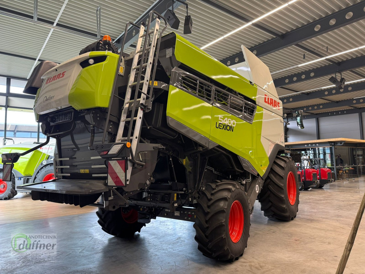 CLAAS Lexion 5400 Model C831... - Mähdrescher: das Bild 3 CLAAS Lexion 5400 Model C831... - Mähdrescher: das Bild 3