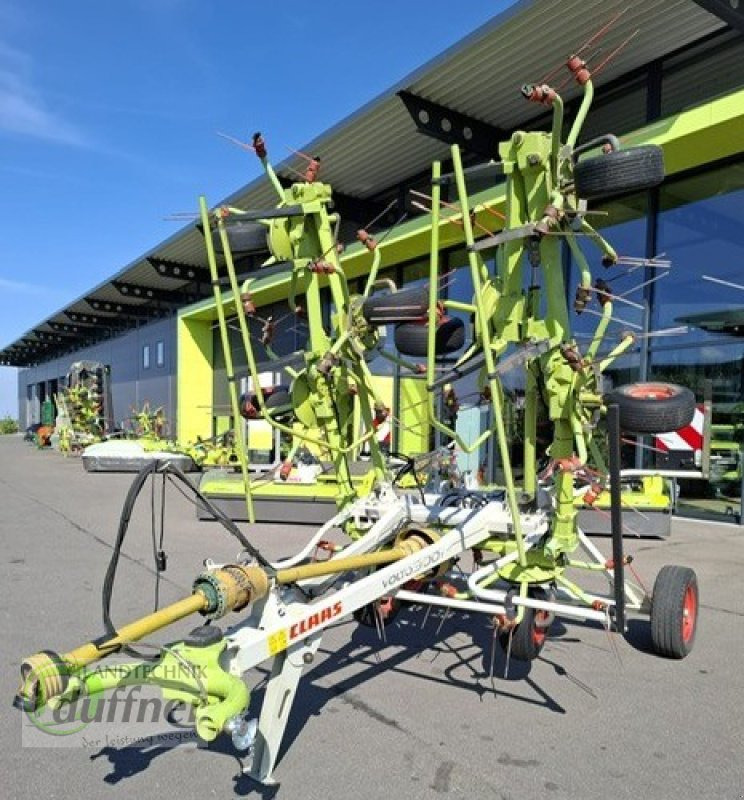 CLAAS VOLTO 900 T - Heuwender/ Wenderechen: das Bild 1 CLAAS VOLTO 900 T - Heuwender/ Wenderechen: das Bild 1