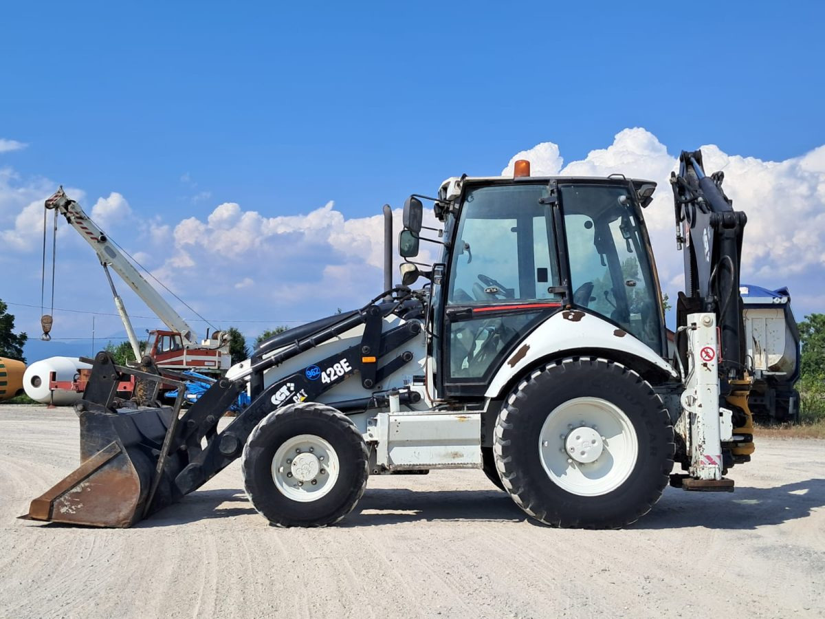 Baggerlader CATERPILLAR 428E: das Bild 10