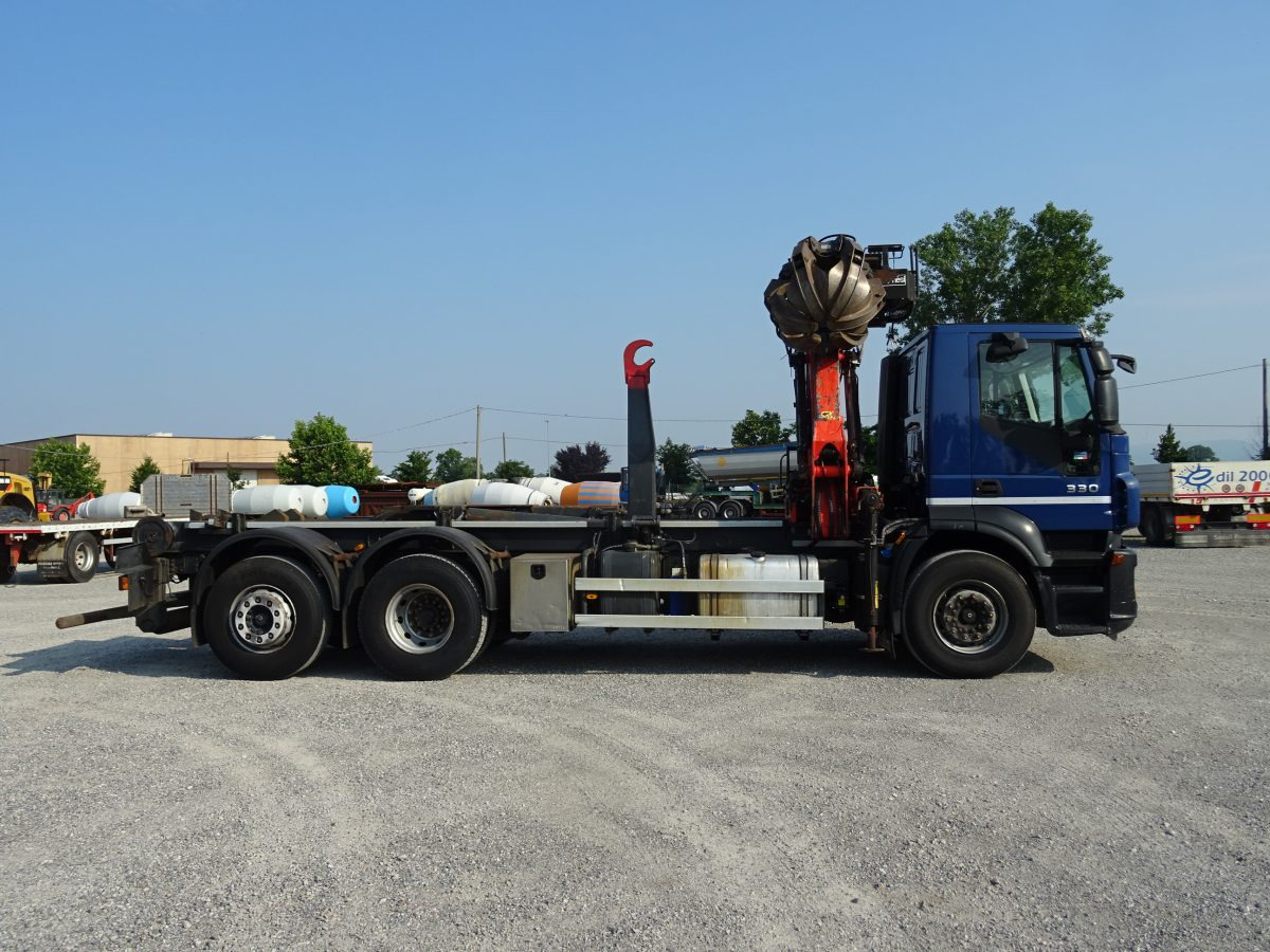 IVECO STRALIS 330 - Abrollkipper, Autokran: das Bild 4 IVECO STRALIS 330 - Abrollkipper, Autokran: das Bild 4