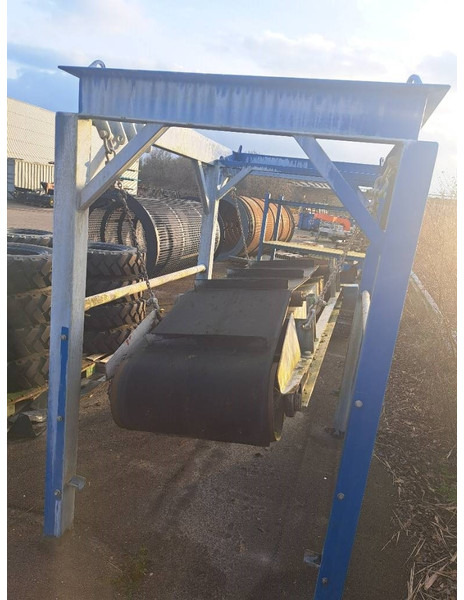 Baumaschine Powerscreen Magnet belt conveyor with frame 2100x: das Bild 13
