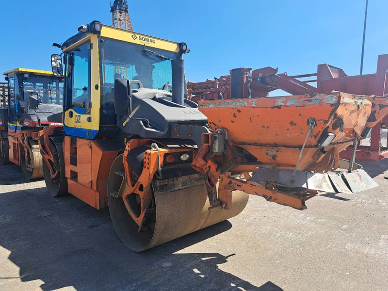 Bomag BW174 AP-4 AM - Walzen: das Bild 4 Bomag BW174 AP-4 AM - Walzen: das Bild 4