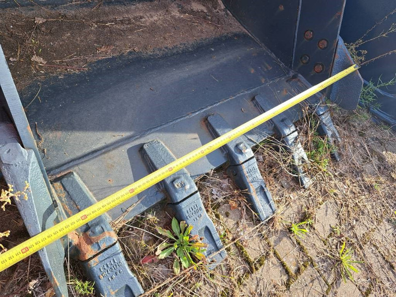 Hyundai Exacavator Digging Bucket 140, 6N4-37000 - Schaufel für Baumaschine: das Bild 2 Hyundai Exacavator Digging Bucket 140, 6N4-37000 - Schaufel für Baumaschine: das Bild 2