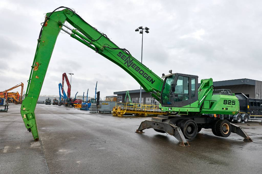 Sennebogen 825M-C - Umschlagbagger: das Bild 3 Sennebogen 825M-C - Umschlagbagger: das Bild 3
