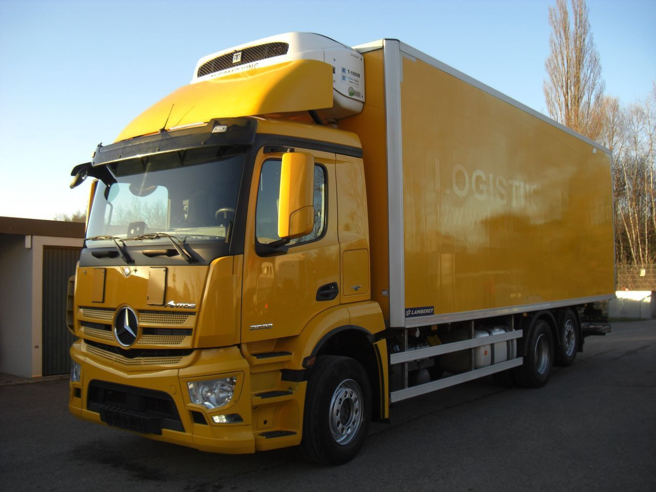Mercedes-Benz 2532L ANTOS / LBW Mercedes-Benz 2532L ANTOS / LBW - Kühlkoffer LKW: das Bild 1 Mercedes-Benz 2532L ANTOS / LBW Mercedes-Benz 2532L ANTOS / LBW - Kühlkoffer LKW: das Bild 1