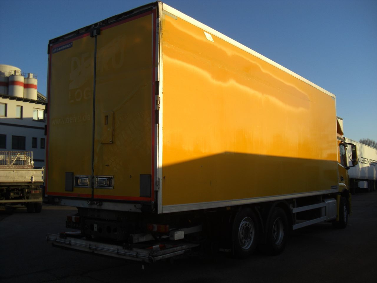 Mercedes-Benz 2532L ANTOS / LBW Mercedes-Benz 2532L ANTOS / LBW - Kühlkoffer LKW: das Bild 3 Mercedes-Benz 2532L ANTOS / LBW Mercedes-Benz 2532L ANTOS / LBW - Kühlkoffer LKW: das Bild 3