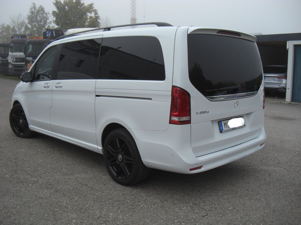 Mercedes-Benz V 250 LANG - Transporter mit Doppelkabine: das Bild 4 Mercedes-Benz V 250 LANG - Transporter mit Doppelkabine: das Bild 4