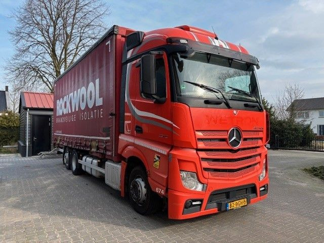 Mercedes-Benz Actros 2642 2x BDF mit Pritsche und Planebühne - Containerwagen/ Wechselfahrgestell LKW: das Bild 2 Mercedes-Benz Actros 2642 2x BDF mit Pritsche und Planebühne - Containerwagen/ Wechselfahrgestell LKW: das Bild 2