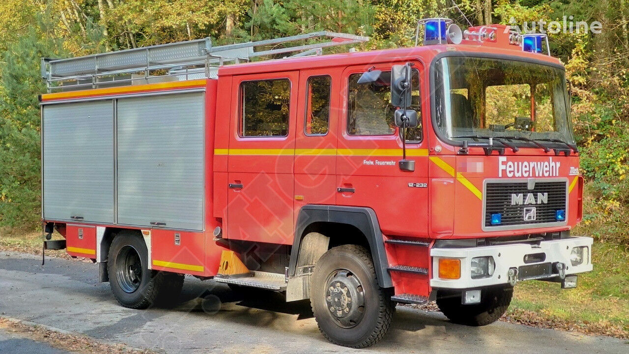 MAN 12.232 FA 4x4 DoKa - Feuerwehrfahrzeug: das Bild 1 MAN 12.232 FA 4x4 DoKa - Feuerwehrfahrzeug: das Bild 1