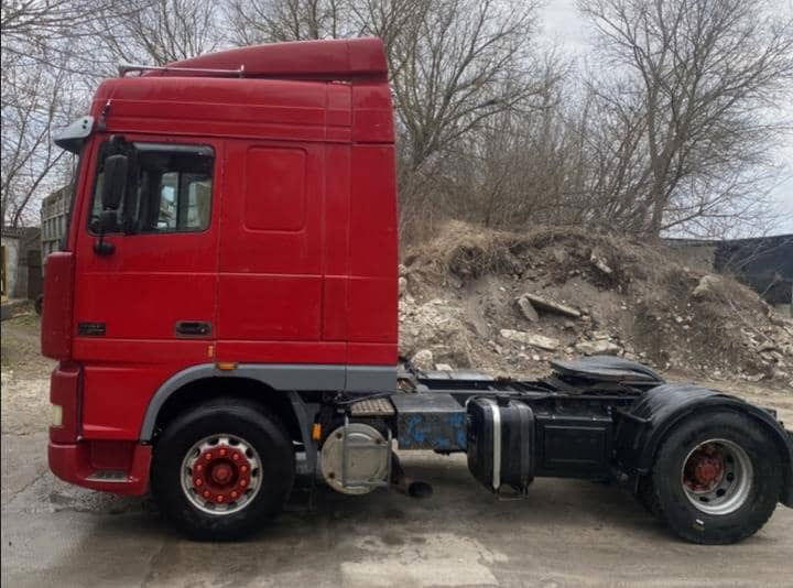 DAF XF 95.430 Tractor head 4x2 - Sattelzugmaschine: das Bild 4 DAF XF 95.430 Tractor head 4x2 - Sattelzugmaschine: das Bild 4