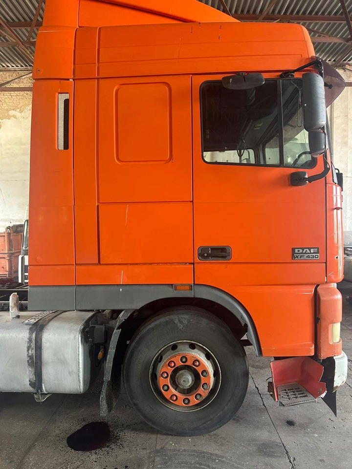 DAF XF 95 Tractor unit - Sattelzugmaschine: das Bild 3 DAF XF 95 Tractor unit - Sattelzugmaschine: das Bild 3