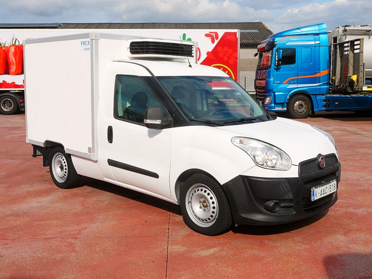 Fiat 1.3 DOBLO KUHLKOFFER RELEC FROD TR22 -20C - Kühltransporter: das Bild 2 Fiat 1.3 DOBLO KUHLKOFFER RELEC FROD TR22 -20C - Kühltransporter: das Bild 2