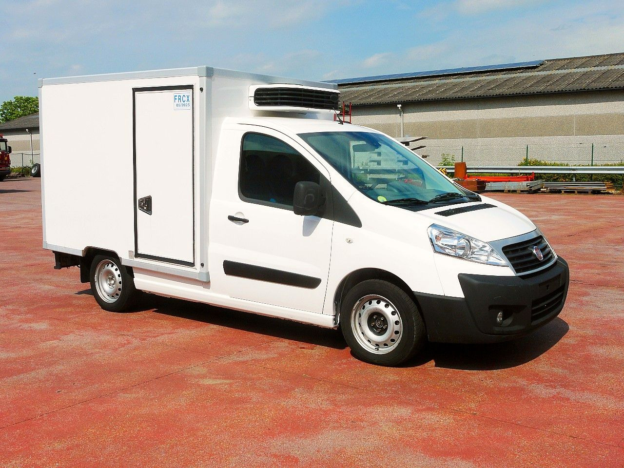 Fiat SCUDO 2.0 KUHLKOFFER CARRIER XARIOS 200 -20C - Kühltransporter: das Bild 2 Fiat SCUDO 2.0 KUHLKOFFER CARRIER XARIOS 200 -20C - Kühltransporter: das Bild 2