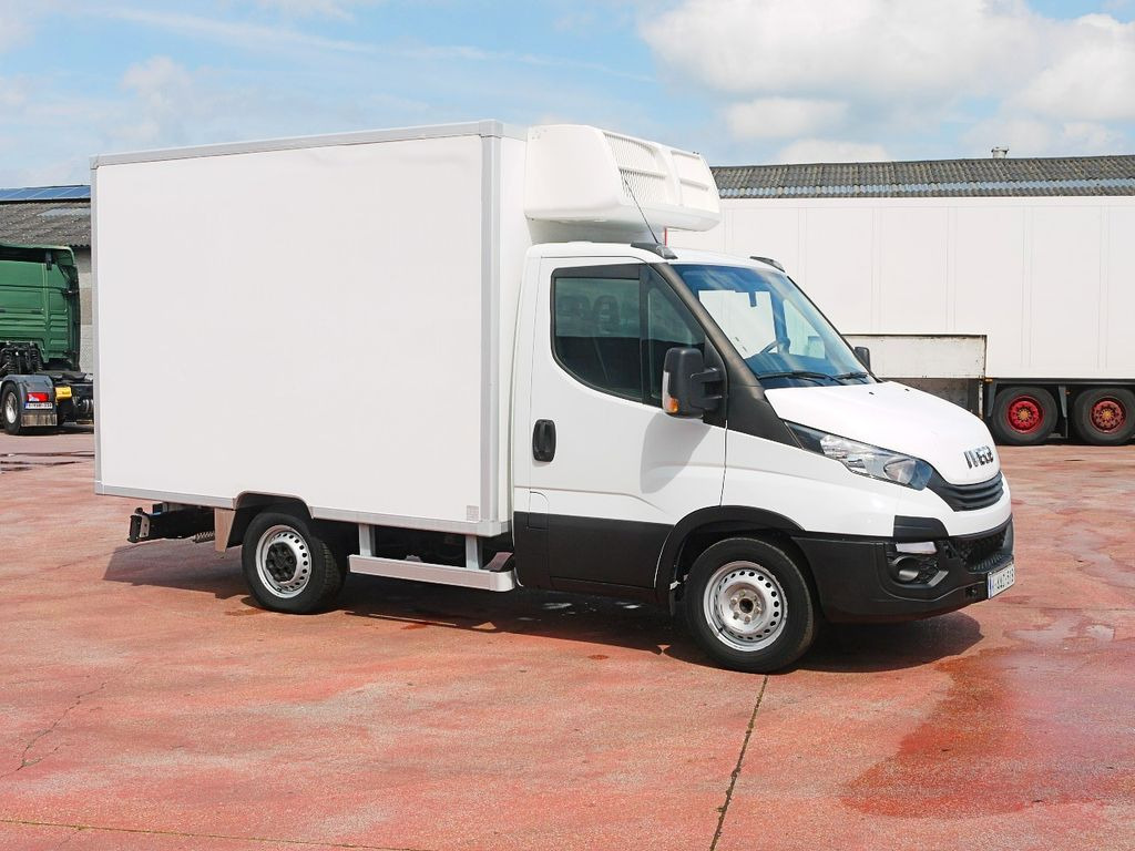 Iveco 35S14 DAILY EIS KUHLKOFFER -40C / AIRCO - Kühltransporter: das Bild 3 Iveco 35S14 DAILY EIS KUHLKOFFER -40C / AIRCO - Kühltransporter: das Bild 3