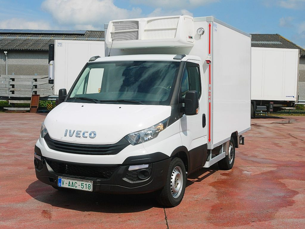 Iveco 35S14 DAILY EIS KUHLKOFFER -40C / AIRCO - Kühltransporter: das Bild 5 Iveco 35S14 DAILY EIS KUHLKOFFER -40C / AIRCO - Kühltransporter: das Bild 5