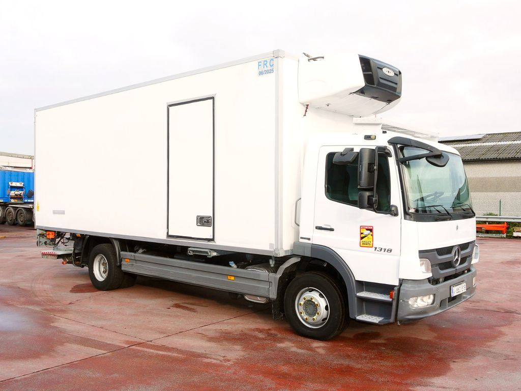 Mercedes-Benz 1318 ATEGO KUHLKOFFER CARRIER SUPRA 750 LBW - Kühlkoffer LKW: das Bild 2 Mercedes-Benz 1318 ATEGO KUHLKOFFER CARRIER SUPRA 750 LBW - Kühlkoffer LKW: das Bild 2