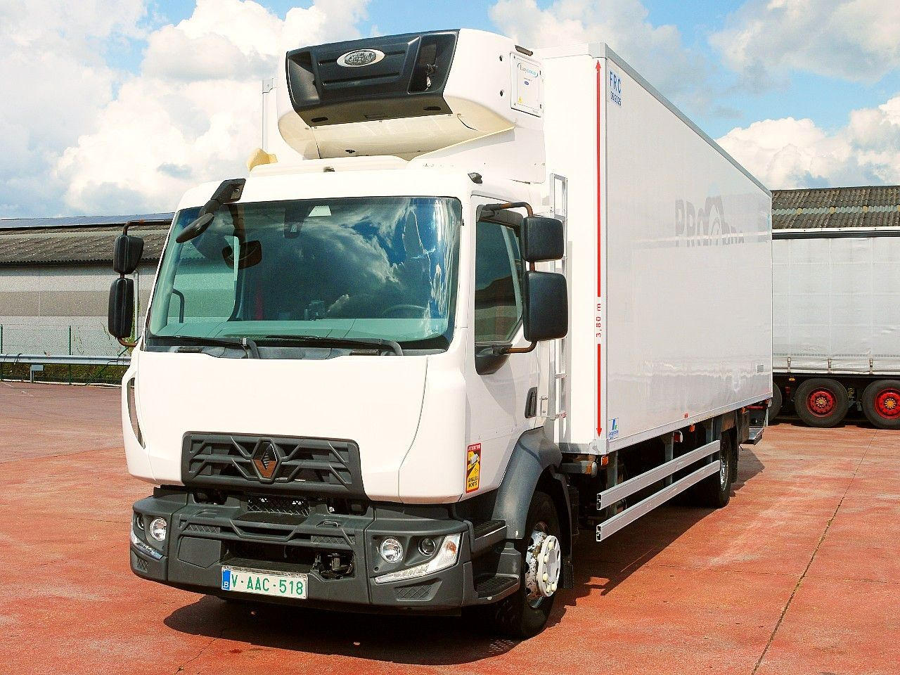 Renault D 16 250 KUHLKOFER CARRIER SUPRA 850 / KLIMA A/C - Kühlkoffer LKW: das Bild 5 Renault D 16 250 KUHLKOFER CARRIER SUPRA 850 / KLIMA A/C - Kühlkoffer LKW: das Bild 5