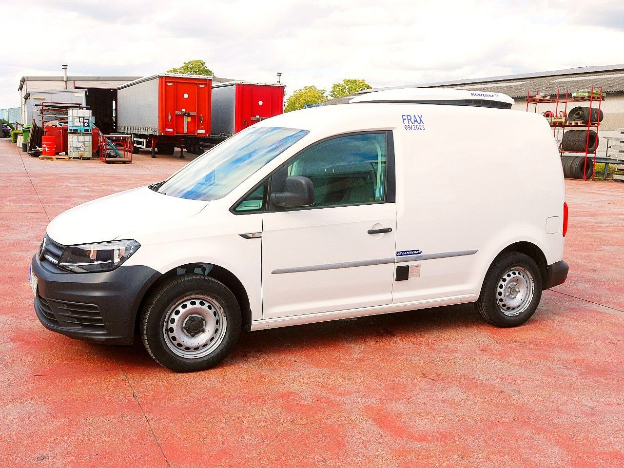 Volkswagen CADDY 2.0 KONVEKTA -2c A/C €6 - Kühltransporter: das Bild 4 Volkswagen CADDY 2.0 KONVEKTA -2c A/C €6 - Kühltransporter: das Bild 4