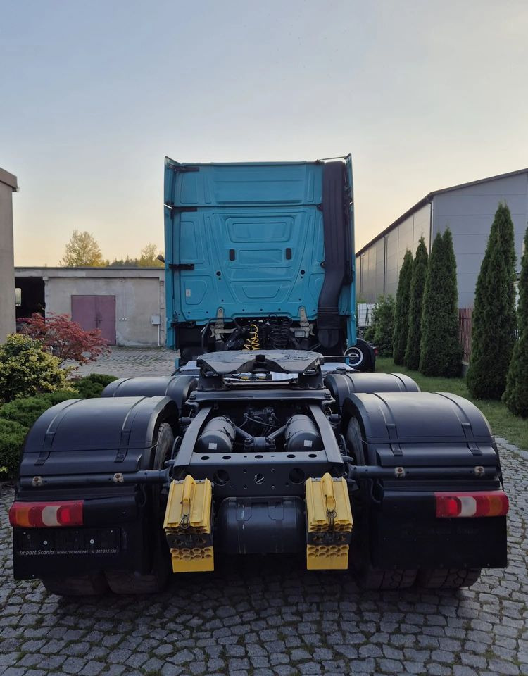 Mercedes-Benz AROCS - Sattelzugmaschine: das Bild 5 Mercedes-Benz AROCS - Sattelzugmaschine: das Bild 5