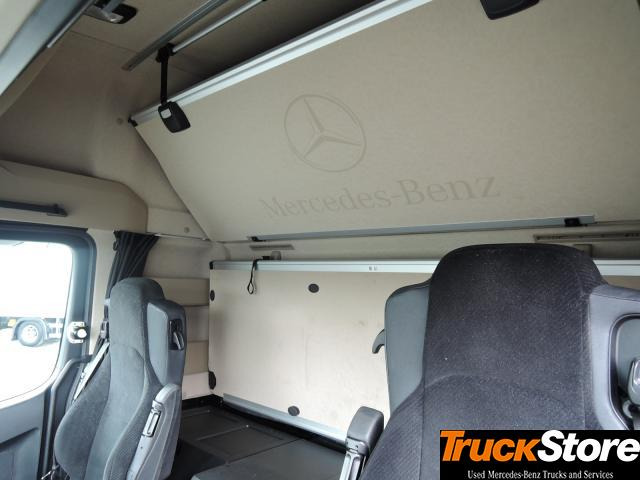 Sattelzugmaschine Mercedes-Benz Actros 1845 LS: das Bild 7