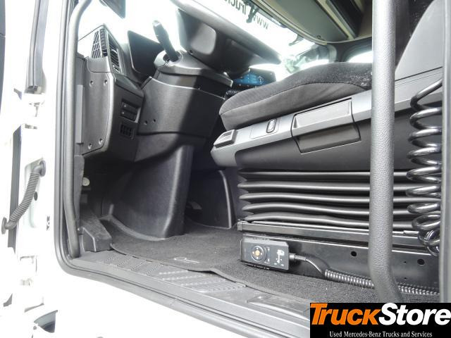 Sattelzugmaschine Mercedes-Benz Actros 1845 LS: das Bild 6