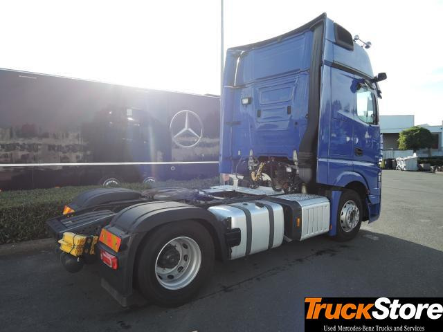 Mercedes-Benz Actros 1845 LS - Sattelzugmaschine: das Bild 4 Mercedes-Benz Actros 1845 LS - Sattelzugmaschine: das Bild 4