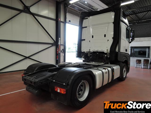 Mercedes-Benz Actros 1851 LS - Sattelzugmaschine: das Bild 4 Mercedes-Benz Actros 1851 LS - Sattelzugmaschine: das Bild 4