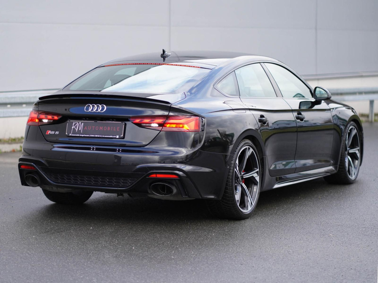 Audi RS 5 Sportsback V6 TFSI quattro LEDER MATRIX LED - Limousine: das Bild 3 Audi RS 5 Sportsback V6 TFSI quattro LEDER MATRIX LED - Limousine: das Bild 3