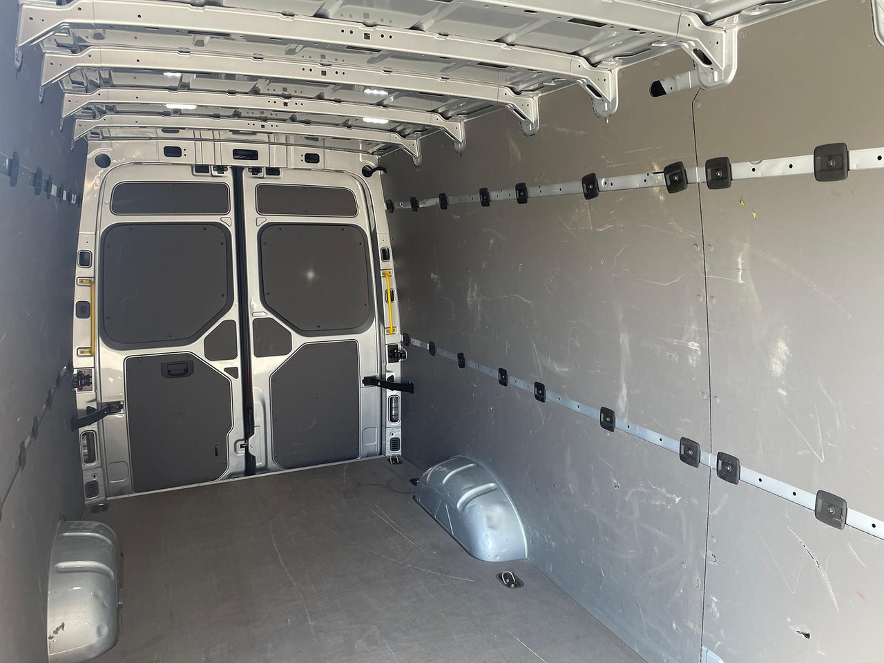 PKW MAN TGE 3.160 Kasten L4H3 LED HECK AUTOM AHK TEMP: das Bild 10