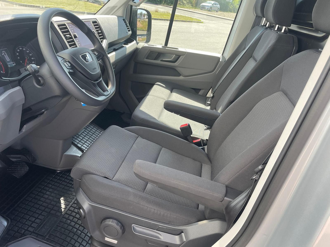 PKW MAN TGE 3.160 Kasten L4H3 LED HECK AUTOM AHK TEMP: das Bild 30