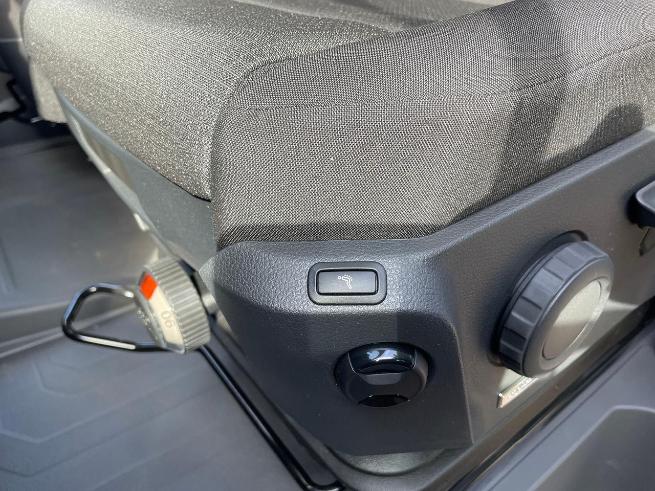 Pritsche Transporter, Transporter mit Doppelkabine MAN TGE 3.160 Pritsche DOKA LR HECK AHK 3.5t ACC NAV: das Bild 27