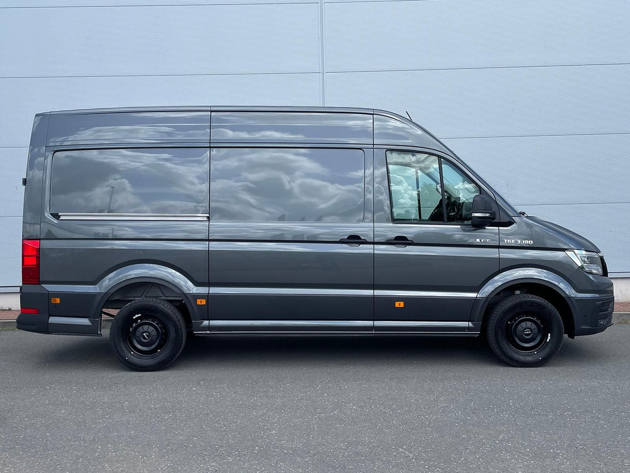 MAN TGE 3.180 L3H3 Kasten 4x4 CAMPER AHK ACC LED NAV - PKW: das Bild 5 MAN TGE 3.180 L3H3 Kasten 4x4 CAMPER AHK ACC LED NAV - PKW: das Bild 5