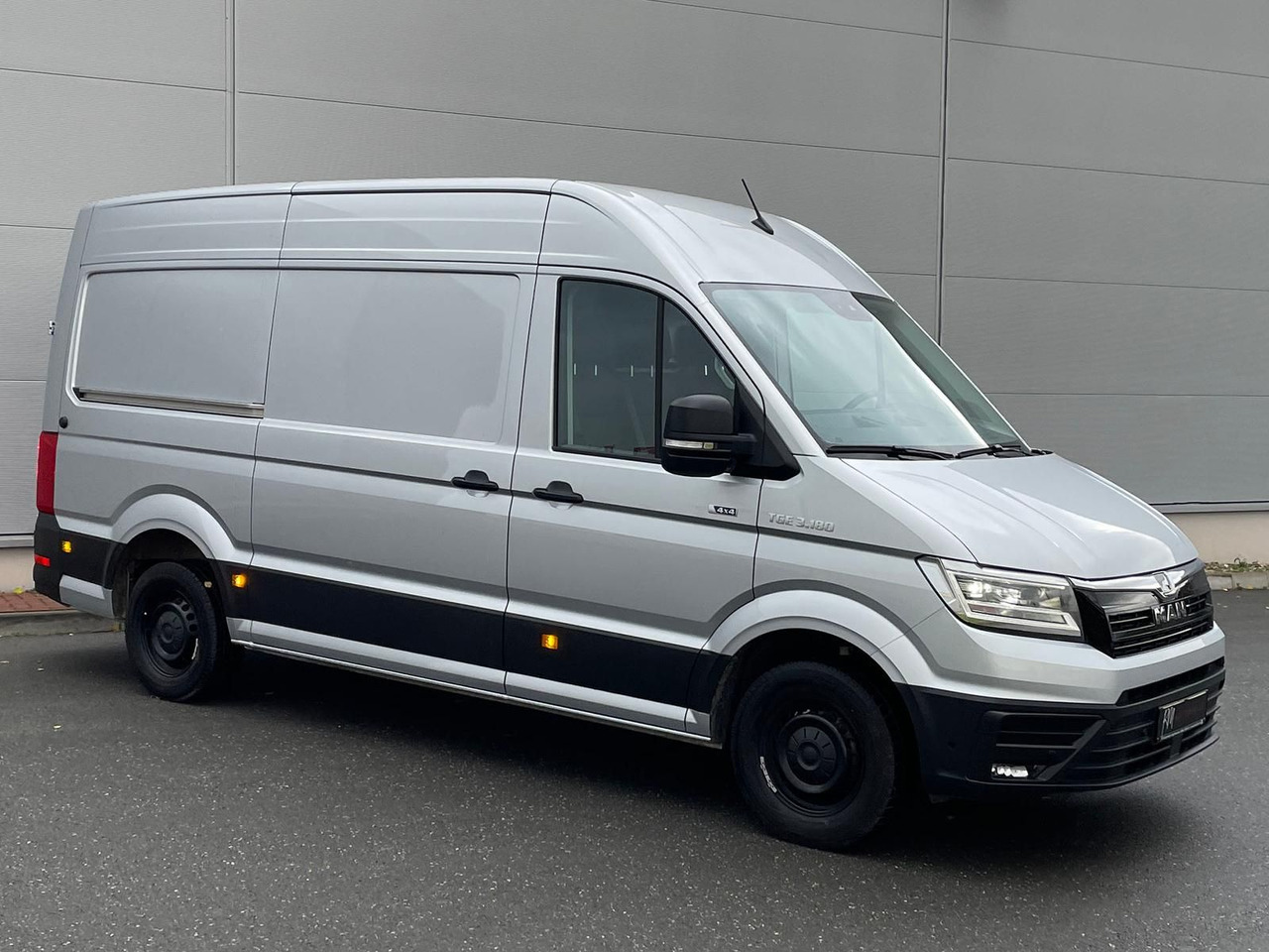 MAN TGE 3.180 L3H3 Kasten 4x4 DIFF NAV ACC STANDH - Kastenwagen: das Bild 2 MAN TGE 3.180 L3H3 Kasten 4x4 DIFF NAV ACC STANDH - Kastenwagen: das Bild 2