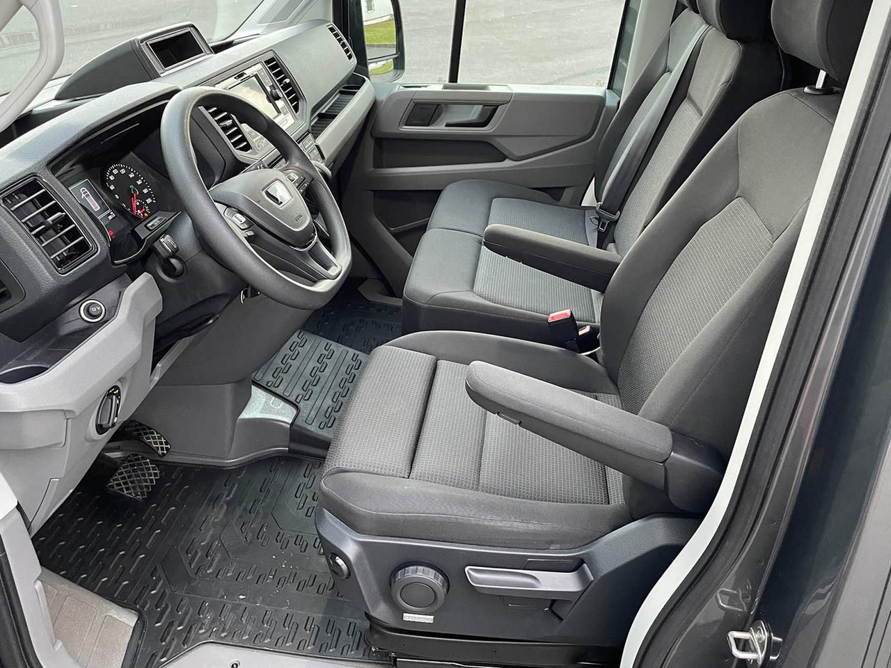Kastenwagen, Transporter mit Doppelkabine neu kaufen MAN TGE 3.180 L3H3 MIXTO 4x4 AUTOM DIFF AHK TEMP: das Bild 11