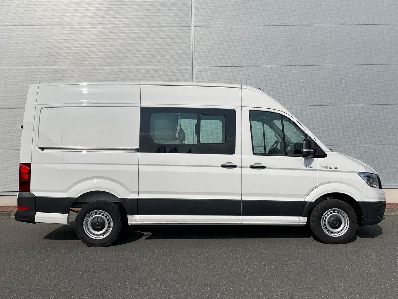 MAN TGE 3.180 L3H3 MIXTO 4x4 LED TEMPOMAT SITZHZ NAV - Transporter mit Doppelkabine: das Bild 5 MAN TGE 3.180 L3H3 MIXTO 4x4 LED TEMPOMAT SITZHZ NAV - Transporter mit Doppelkabine: das Bild 5