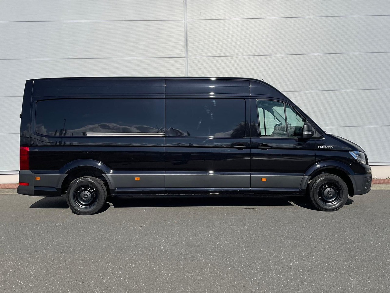 MAN TGE 3.180 L4H3 KASTEN AUTOM ACC LED DAB NAVI - Kastenwagen: das Bild 5 MAN TGE 3.180 L4H3 KASTEN AUTOM ACC LED DAB NAVI - Kastenwagen: das Bild 5